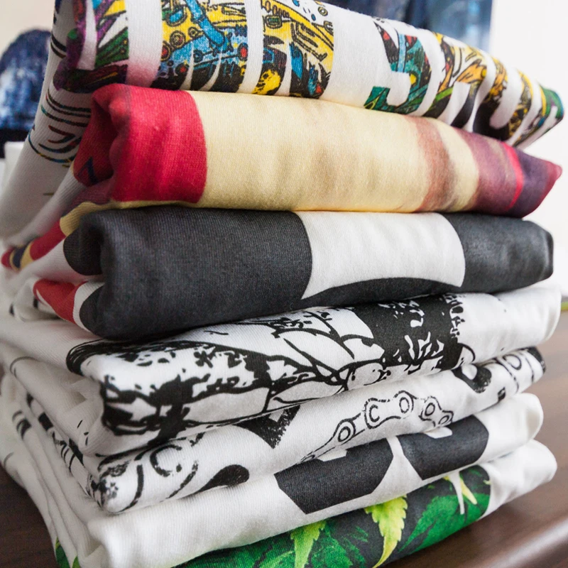 レトロなユニセックスTシャツ,カスタムプリント,ヒップホップ - Thai Silk Blouse のレビューと価格