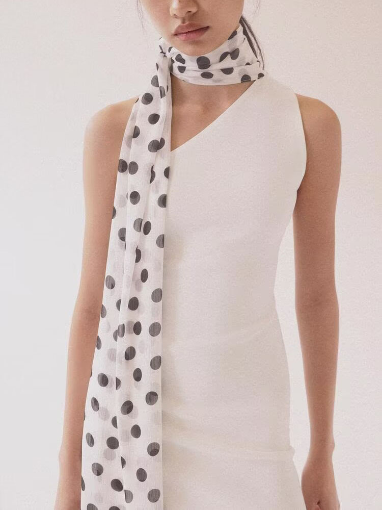 夏の新作水玉模様スカーフショルダーバードネックハンギングドレ - Ethnic Clothing & Online Fashion Store Khaadi Pk のレビューと価格