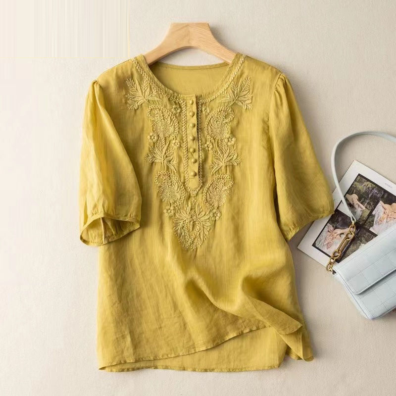 女性の刺繍入りコットンとリネンのブラウス,エスニックスタイル - Ethnic Clothing & Online Fashion Store Khaadi Pk のレビューと価格